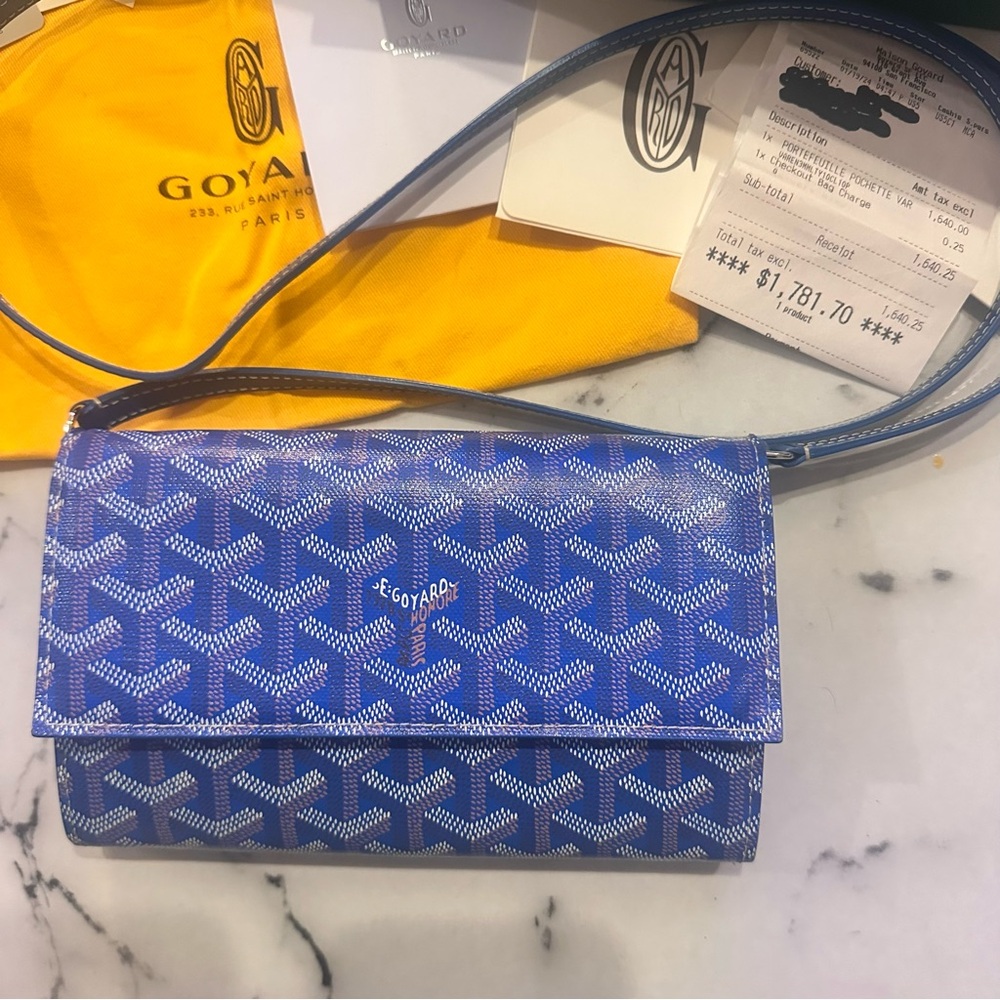 Goyard Blue Crossbody Wallet on Strap - Picture 2 of 16